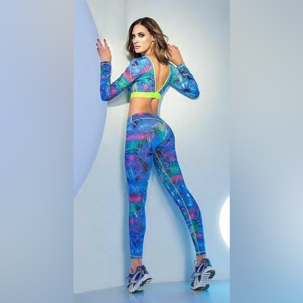 Stylish Blue Patterned Leggings Set